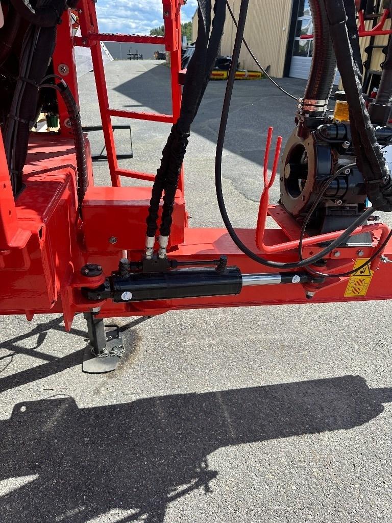 Maschio Campo 32 isotronic Irroratrici trainate