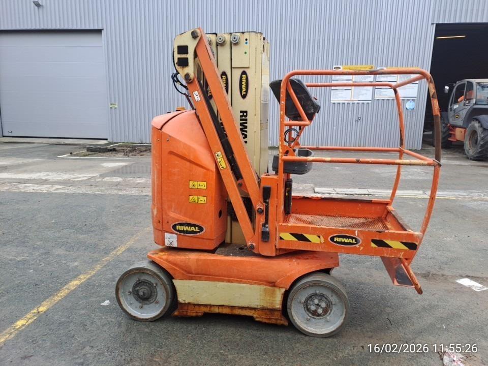 JLG T08E Egyéb felvonók és állványok