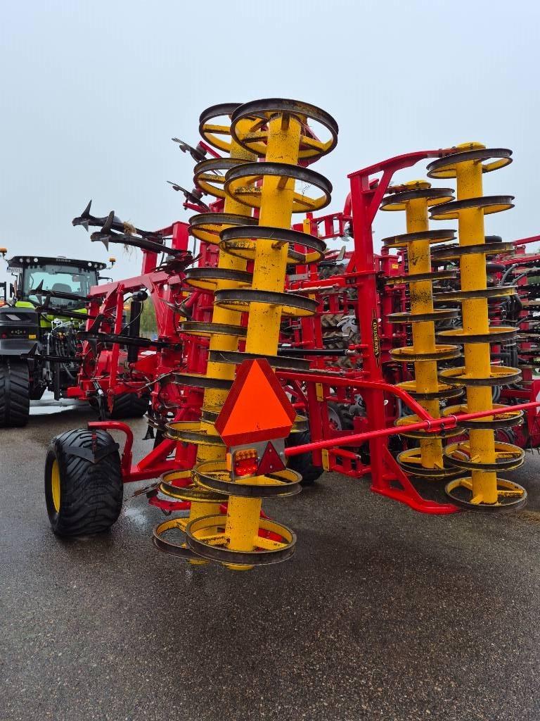 Väderstad Opus500 Chisel ploughs
