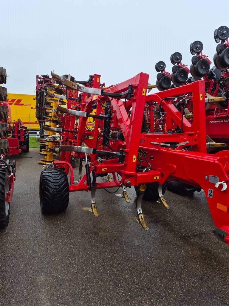 Väderstad Opus500 Chisel ploughs