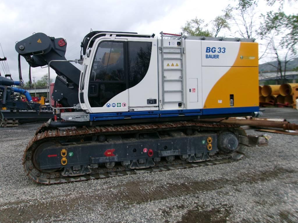 Bauer BG 33 V Drehbohrgeräte