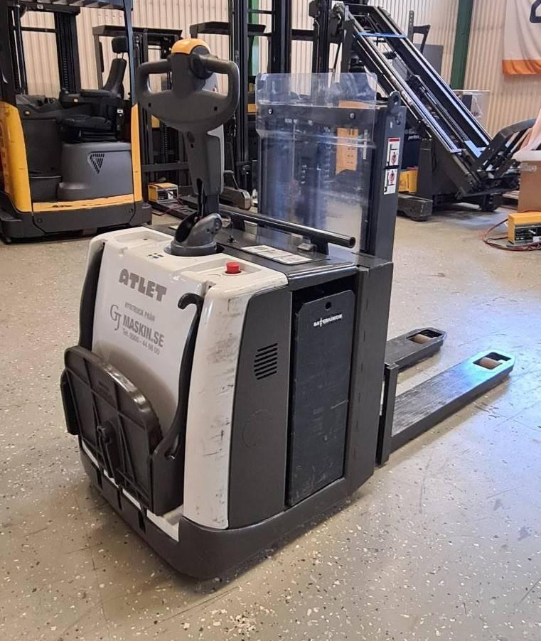 Atlet PDP200 Dubbelstaplare 2090mm 2 ton HYR-KÖP Pedestrian stacker