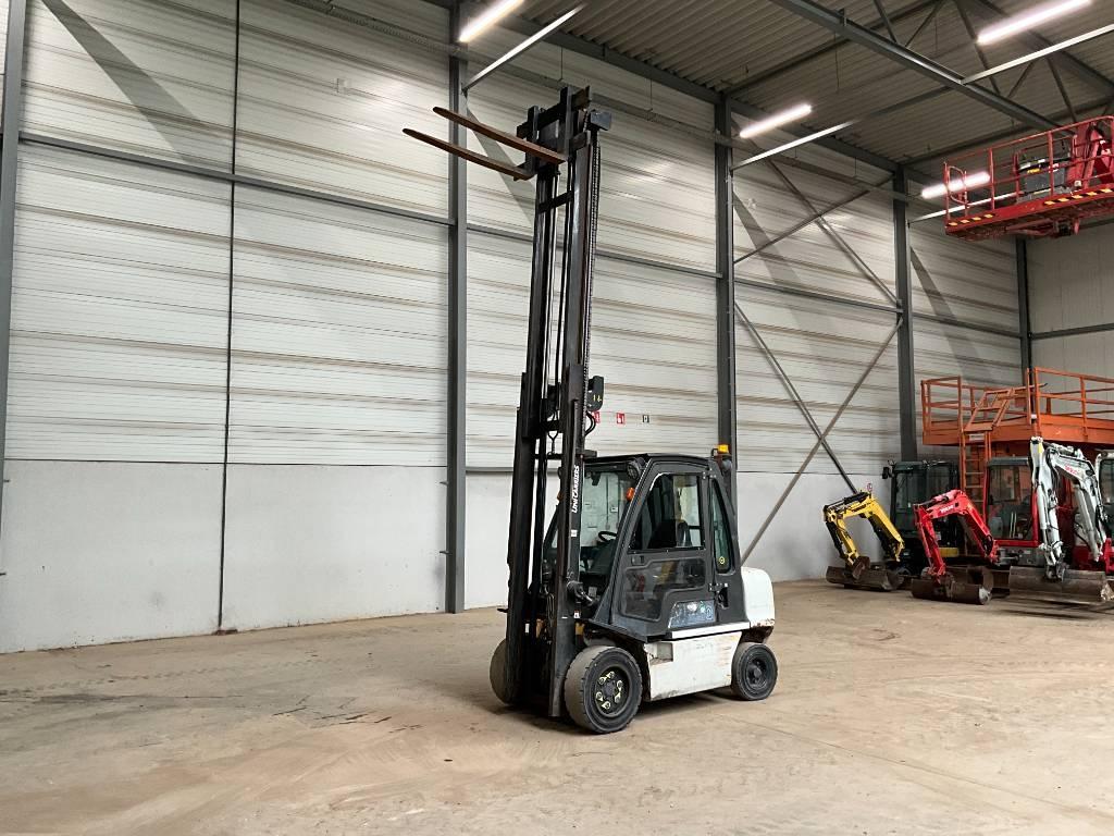 UniCarriers DX 30 Dieselstapler