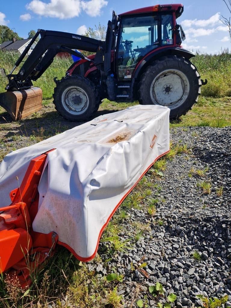 Kuhn GMD 28 Mowers