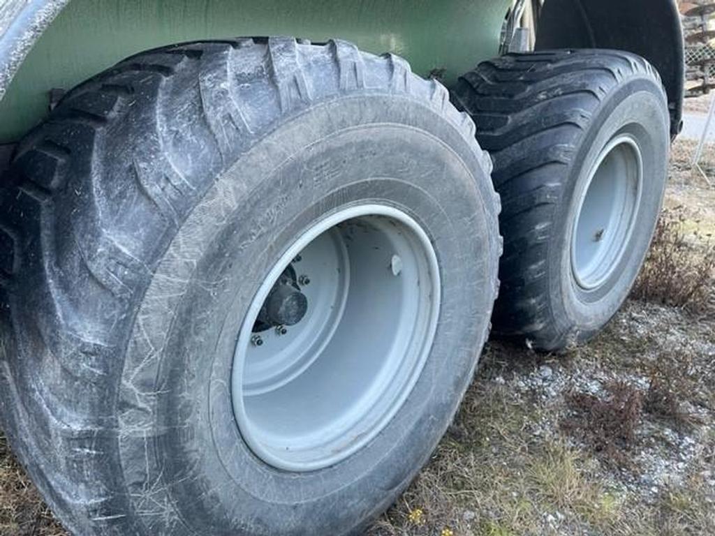 Agronic FG15 + KIEKKOMULTAIN Spandiliquami