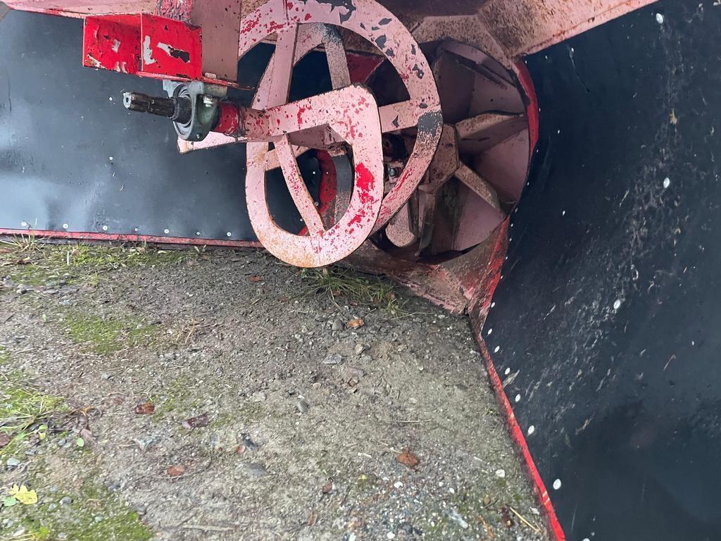 Ala-talkkari 260 Snow throwers