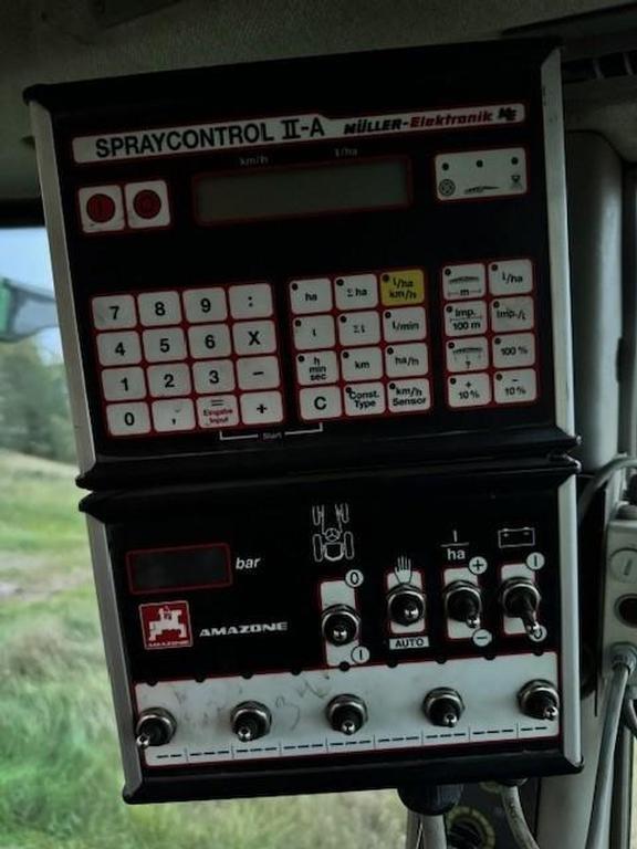 Amazone UF 1200 15Q Irroratrici semoventi