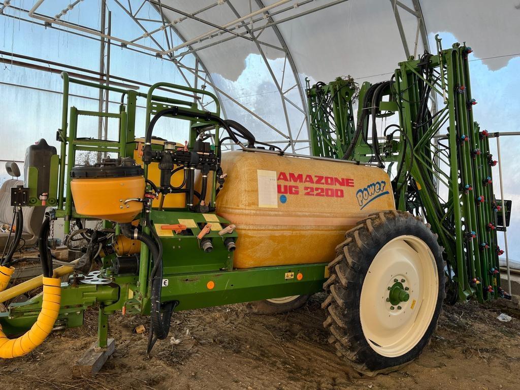 Amazone UG 2200 POWER 21M Selbstfahrende Sprühgeräte