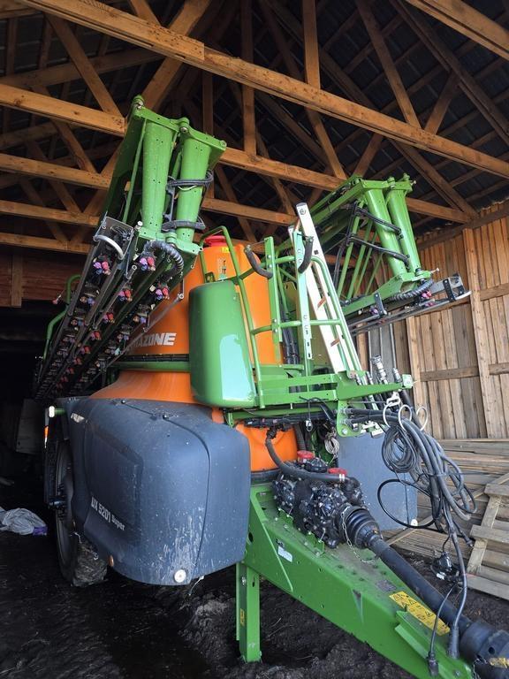 Amazone UX5201 SUPER 36M L3 Self-propelled sprayers