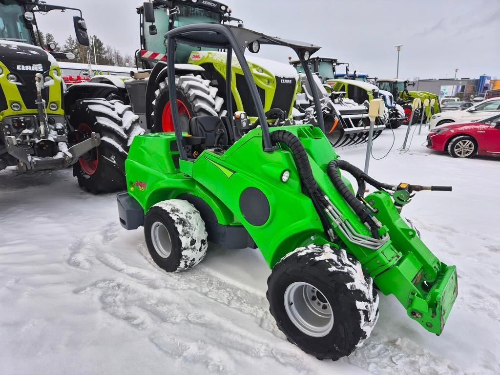 Avant 745 Multifunktionslader