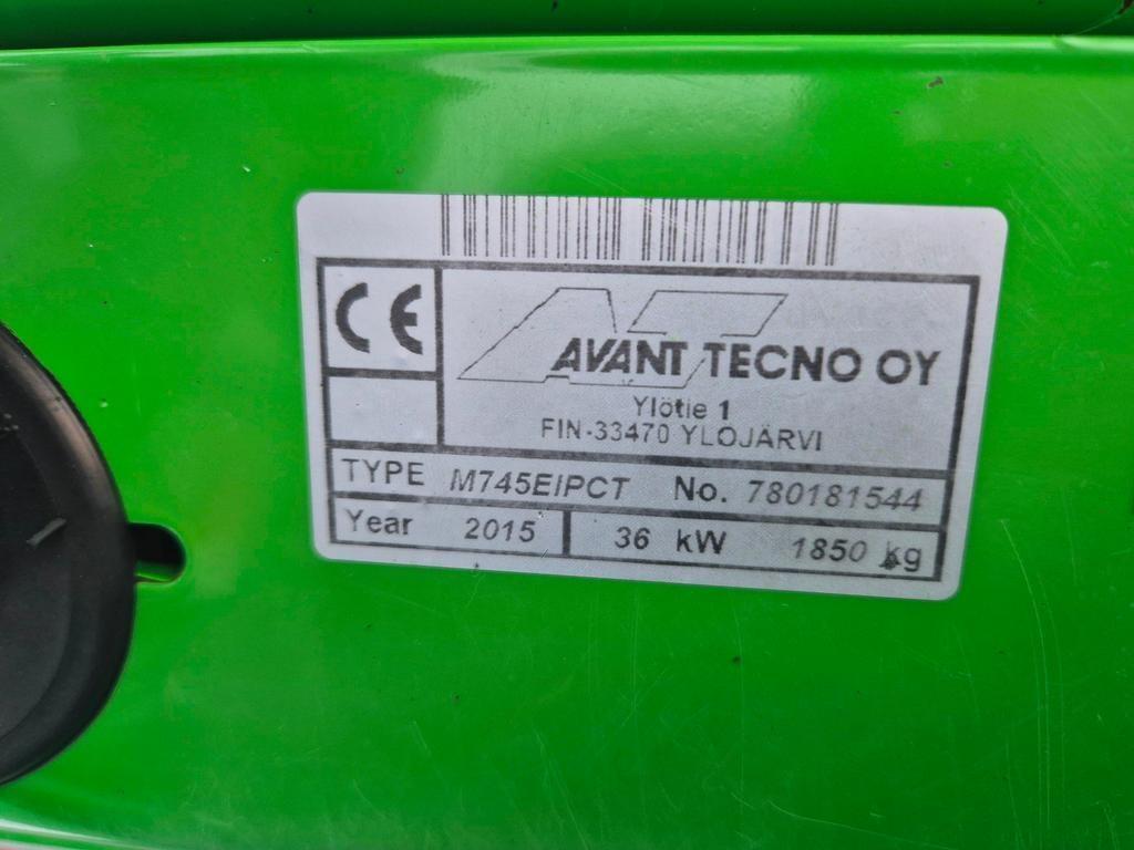 Avant 745 Multifunktionslader