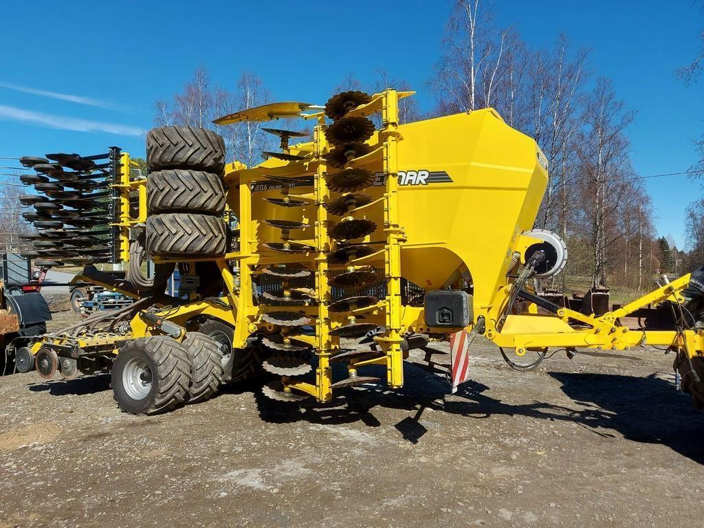 Bednar OMEGA Seminatrici combinate