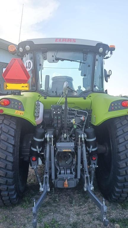 CLAAS 420 Tractors