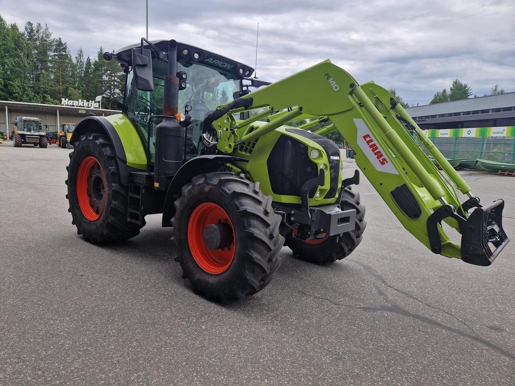 CLAAS 650CIS FL140 Trattori