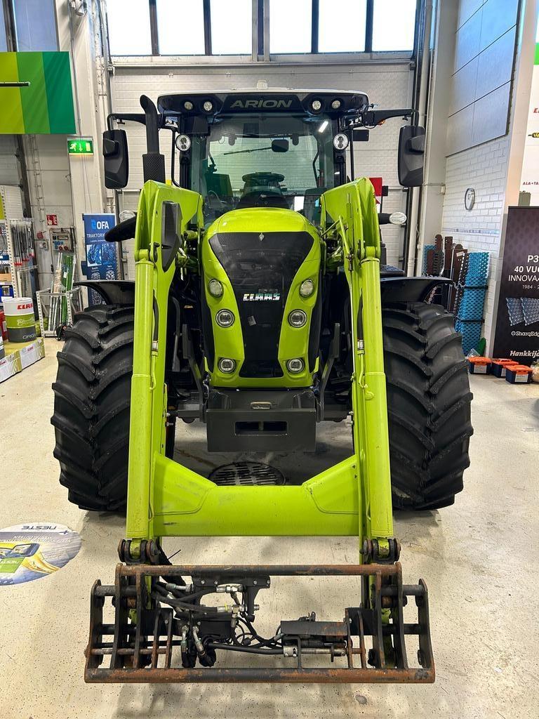 CLAAS 660 CMATIC CEBIS Trattori