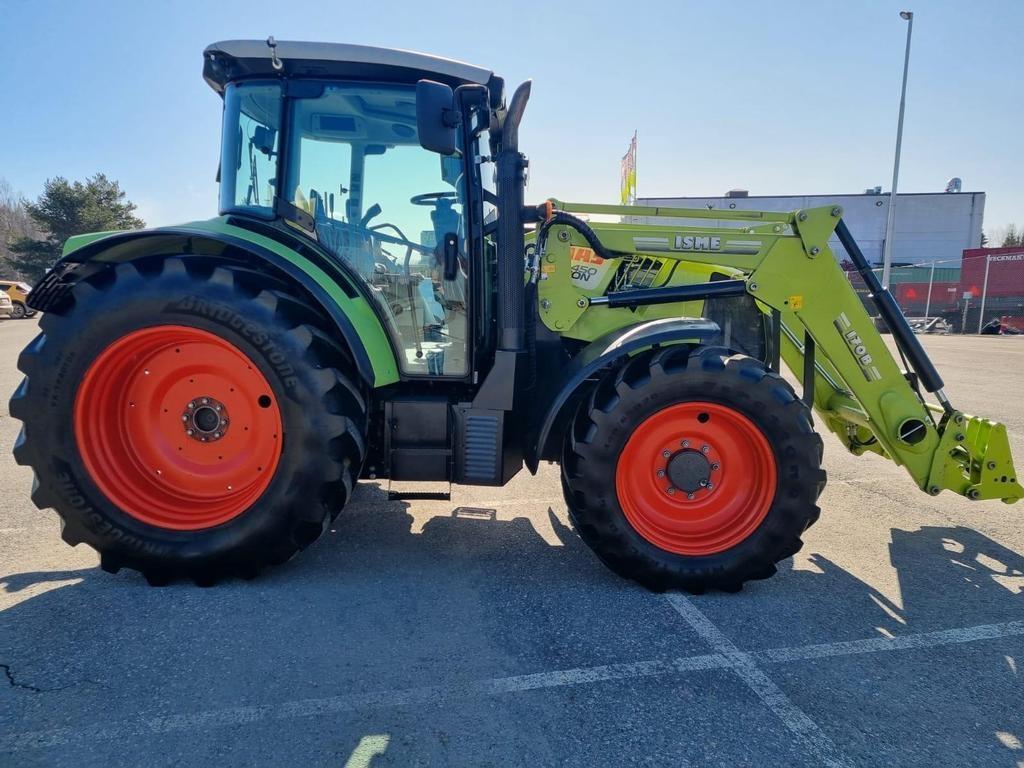 CLAAS ARION 450 QUADRISHIFT CIS Trattori