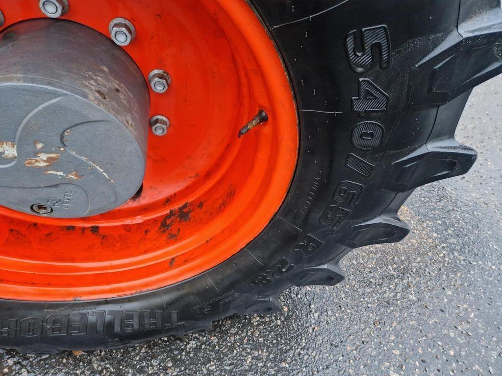 CLAAS ARION 650 CMATIC CEBIS Tractors