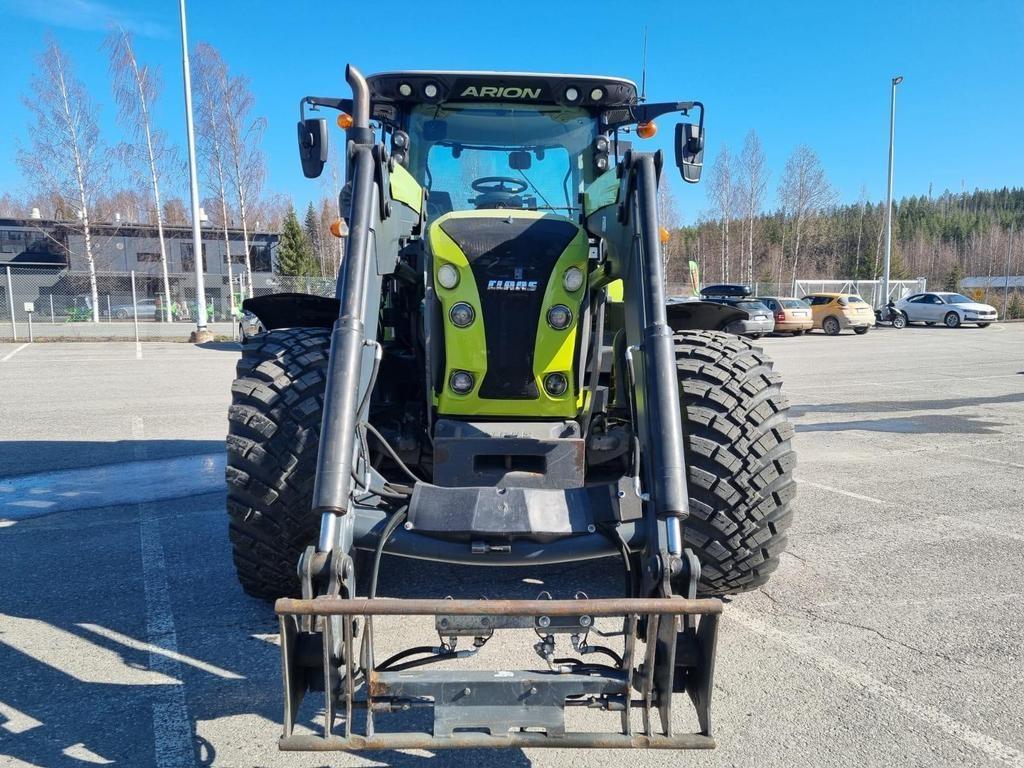 CLAAS ARION 650 HEXASIFT CEBIS Trattori
