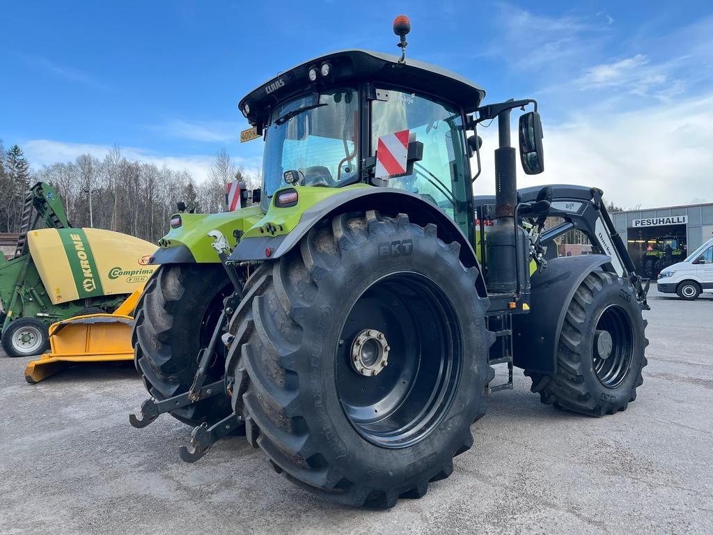 CLAAS ARION 660 CMATIC CEBIS Trattori