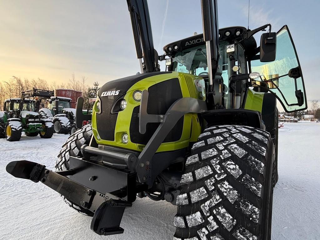 CLAAS AXION 850 CEBIS CMATIC Traktoren