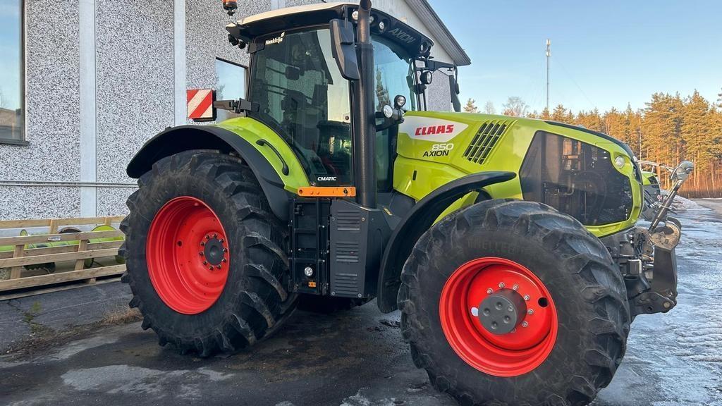 CLAAS AXION 850 CEBIS CMATIC Trattori