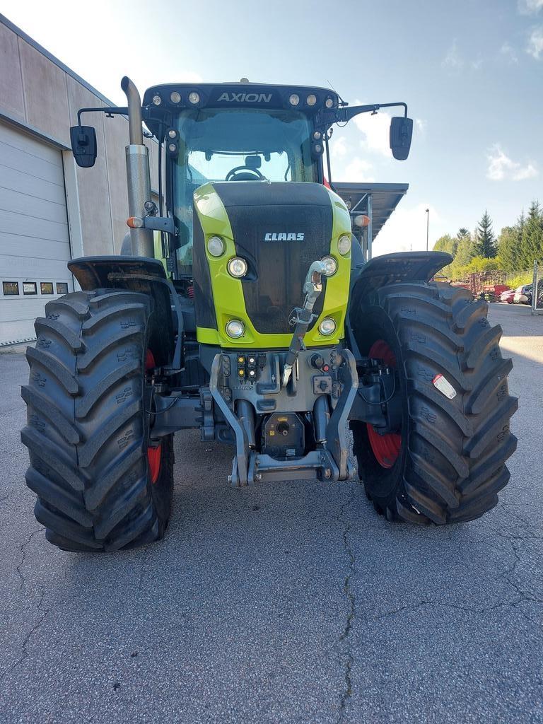 CLAAS AXION 920 CMATIC Trattori