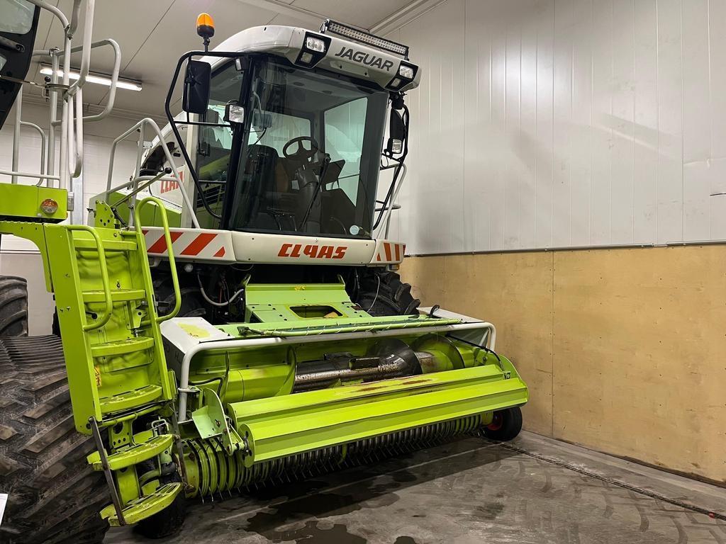 CLAAS JAGUAR 870 Selbstfahrende Häcksler