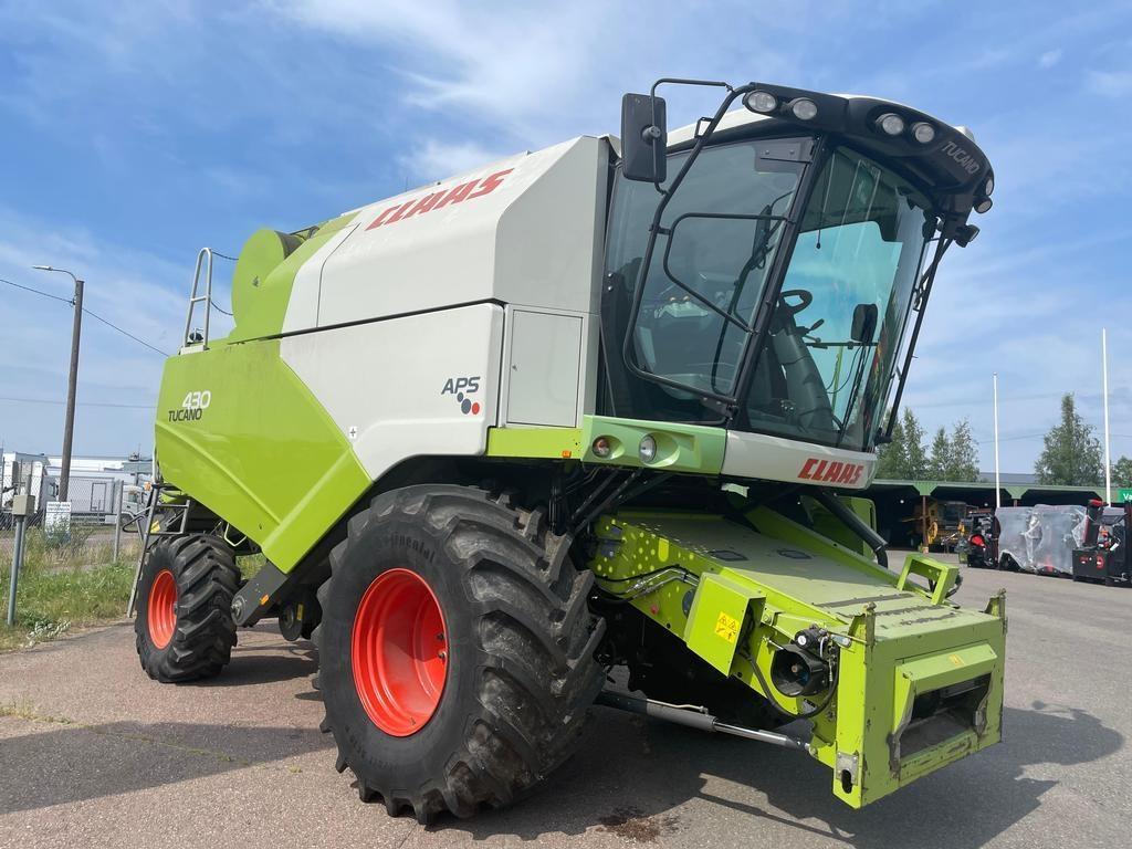 CLAAS TUCANO 430 APS Mietitrebbiatrici