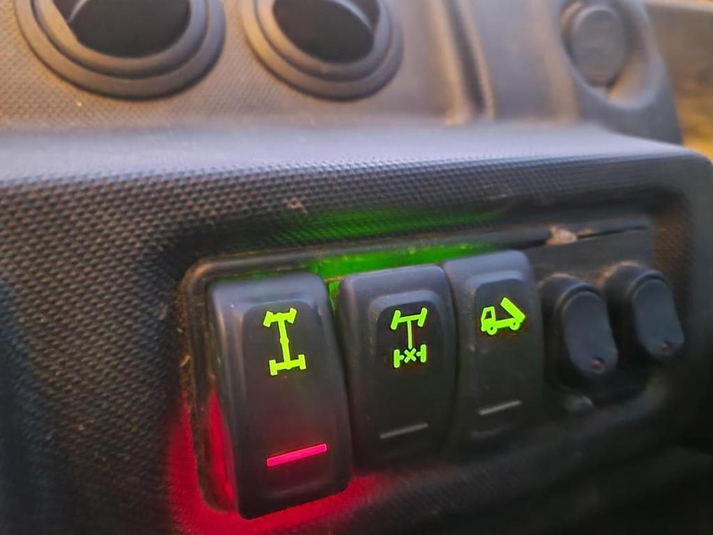 Corvus TERRAIN DX4 CAB ATVs