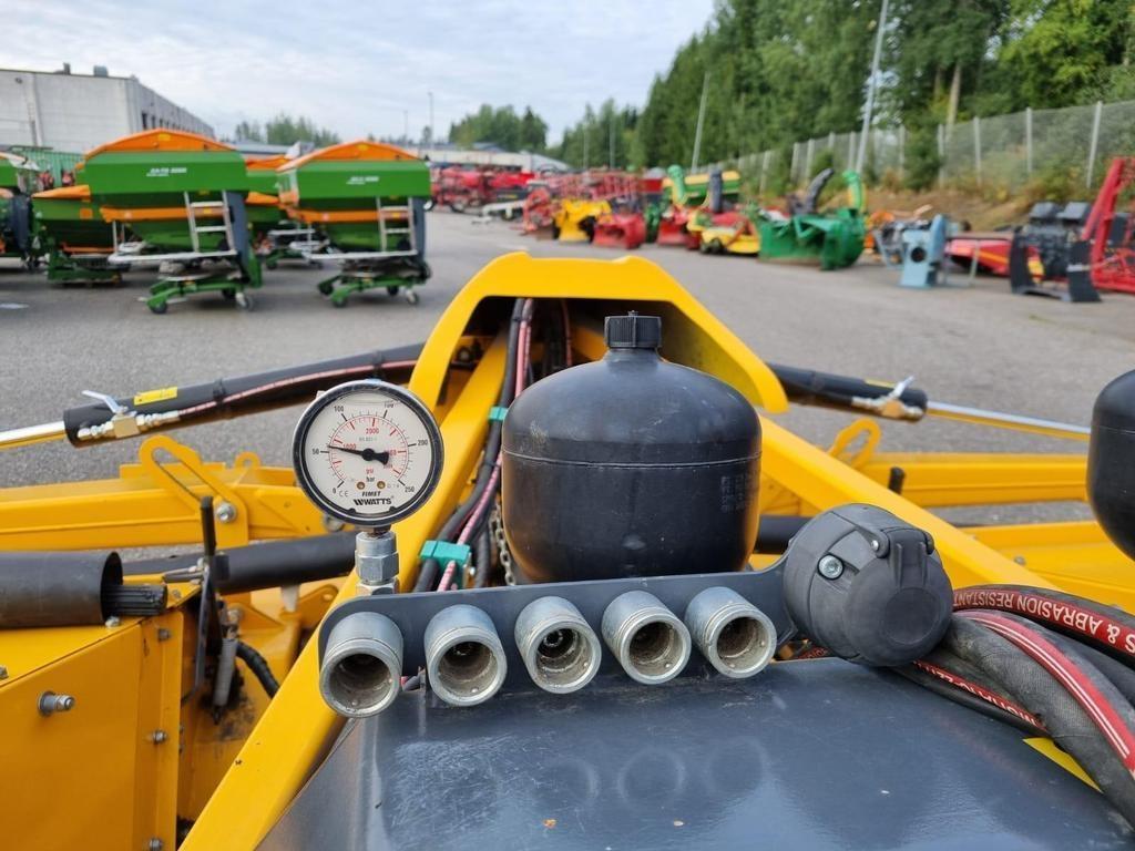 Elho DUETT 7300 Mower-conditioners