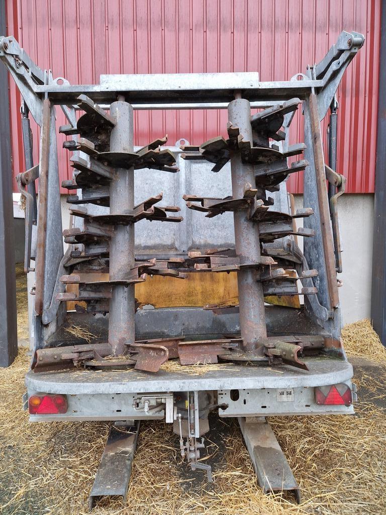 Fliegl ASW V2N Manure spreaders