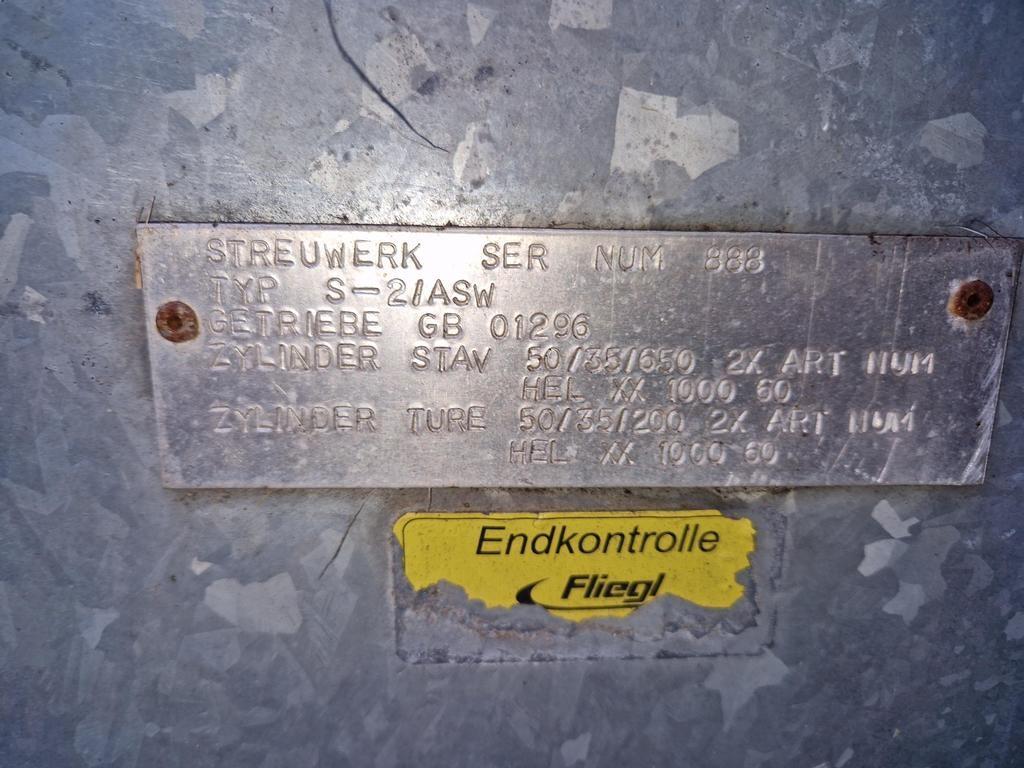 Fliegl ASW V2N Manure spreaders