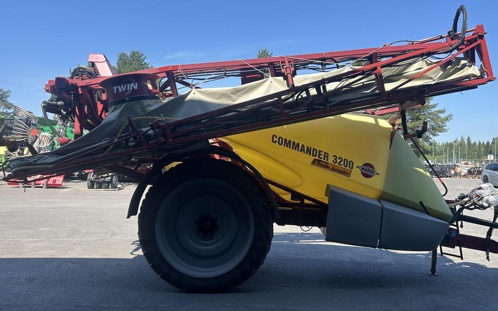 Hardi COMMANDER 3200 TWIN 24M Irroratrici semoventi