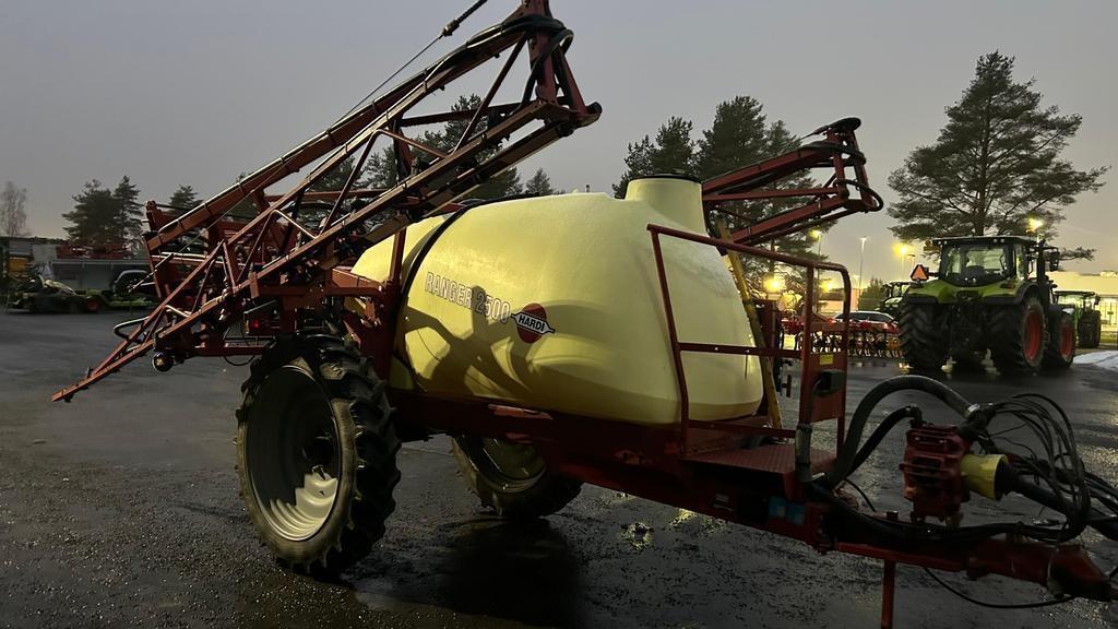 Hardi RANGER 2500 Self-propelled sprayers