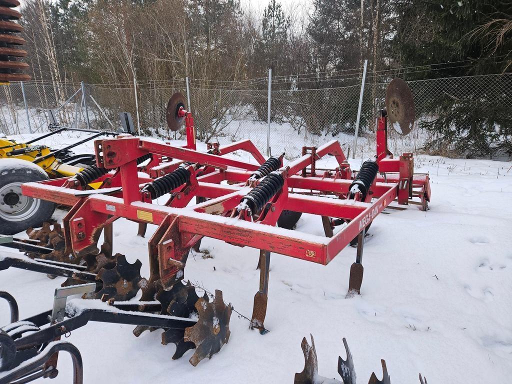 He-Va MEGA-DAN 300 Grubber