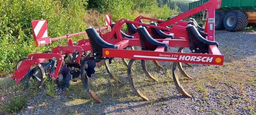 Horsch TERRANO 3 FX Cultivators