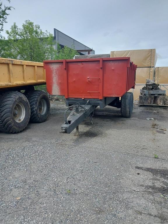  HYVÄKONE/TEMPO 12M3 Rimorchi ribaltabili