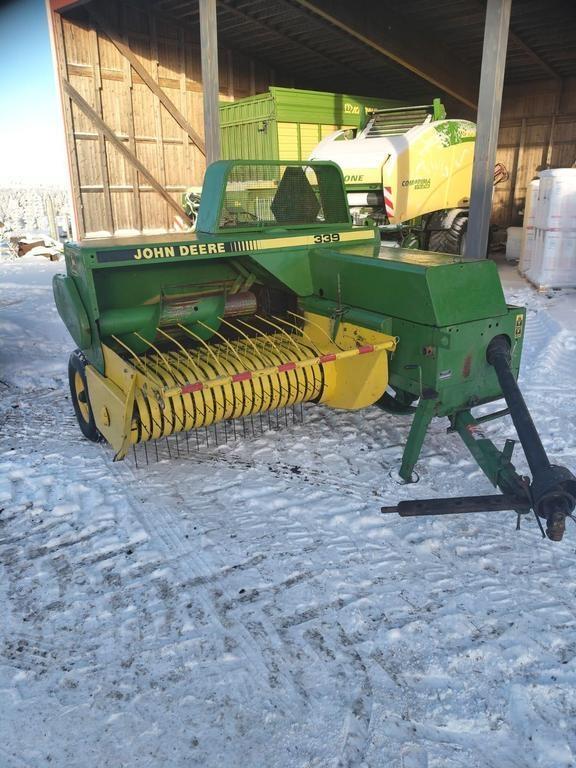 John Deere 339 TOIMIVA Square balers