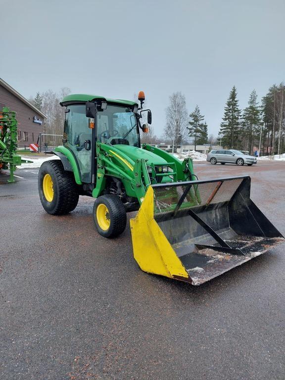 John Deere 4520 Trattori