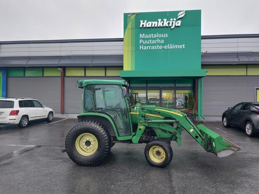 John Deere 4520 Compact tractors