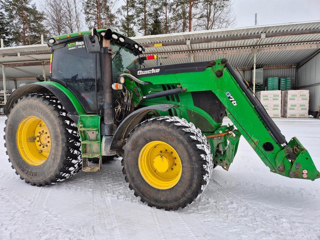 John Deere 6210R Trattori