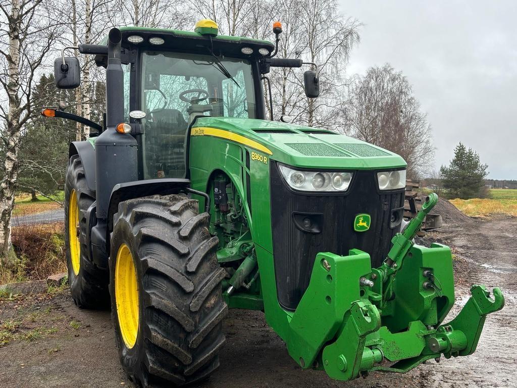 John Deere 8360R Tractors