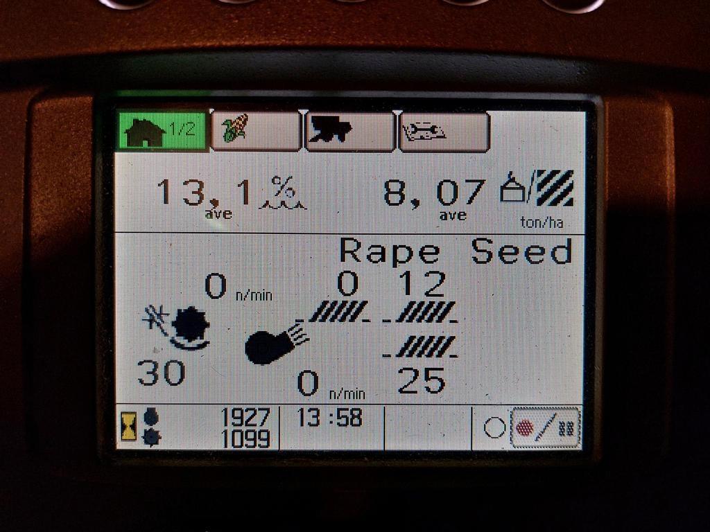 John Deere C670 Combine harvesters