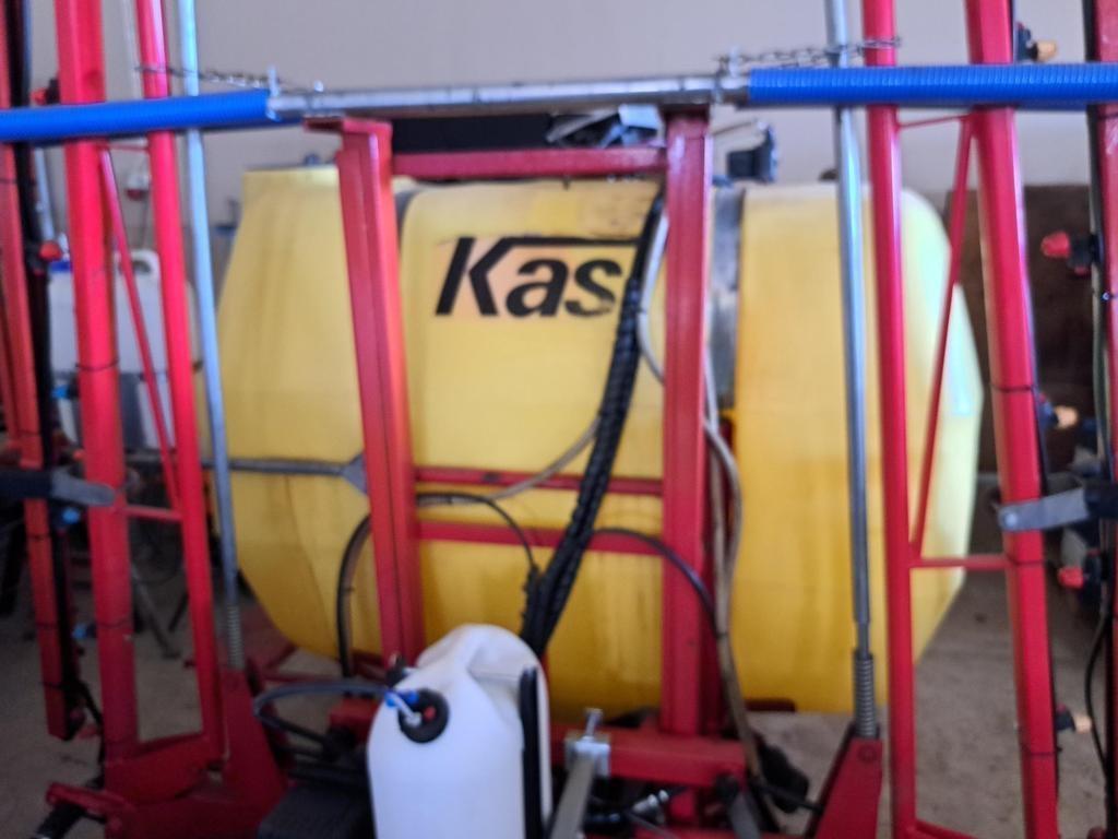 Kasi 3/1000L Self-propelled sprayers