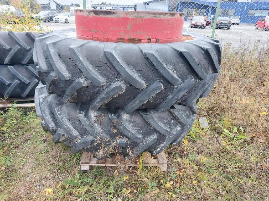  LEVIKEPYÖRÄT 16,9X38 RAJU VANTEILLA Doppelräder