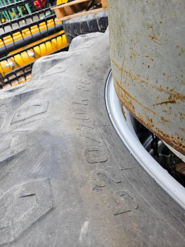  LEVIKEPYÖRÄT 520/70R38 RAJUVANTEIN Doppelräder