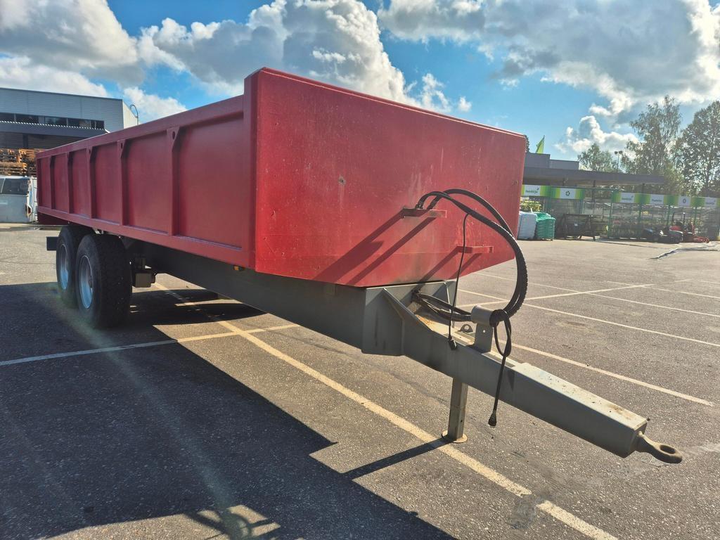  MAANSIIRTOVAUNU Tipper trailers