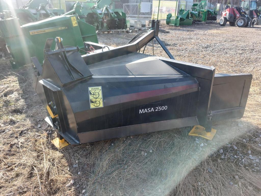  MASA 2500 HYDRAULILUUKUT Snow throwers