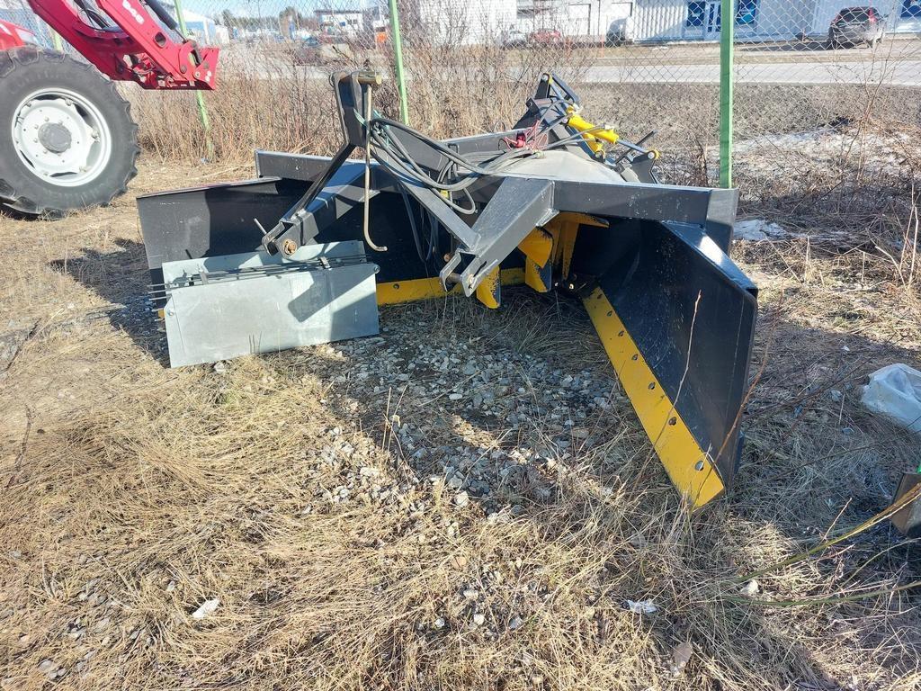  MASA 2500 HYDRAULILUUKUT Snow throwers