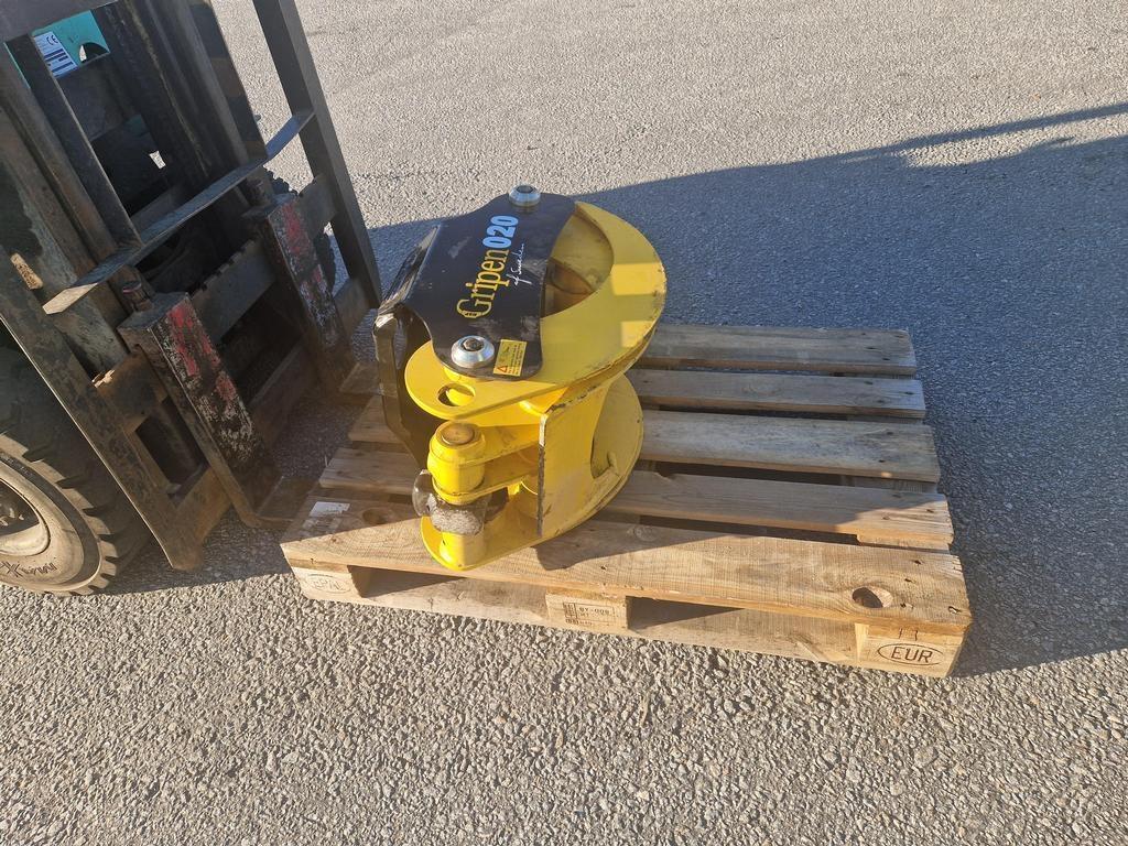  METSÄKONEVARUSTEET GRIPEN 020 KOURA Forestale - Altro